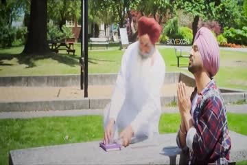 Babe Bhangra Paunde Ne 2022 HD 720p DVD SCR thumb