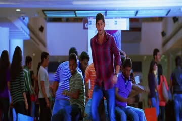 Seethamma Vaakitlo Sirimalle Chettu 2013 Hindi Dubbed thumb